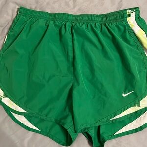 green dri-fit nike shorts